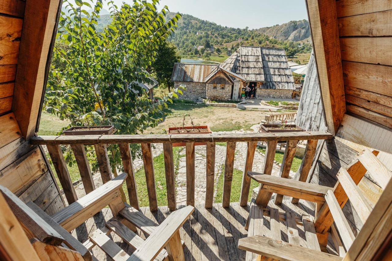 Eco Village Nevidio Poscenje Екстериор снимка